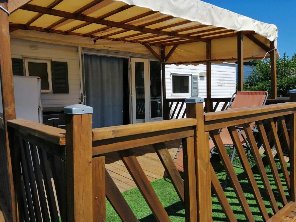 Vacances Familiales Dans Camping Avec Piscine Fréjus Exteriér fotografie